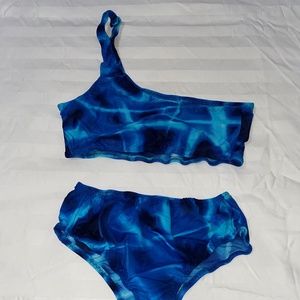 Blue lightning two piece set